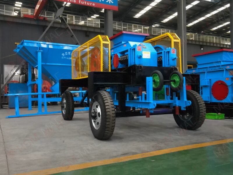 Mobile Crusher Workshop Actual Photos Mobile Crusher Workshop Actual Photos