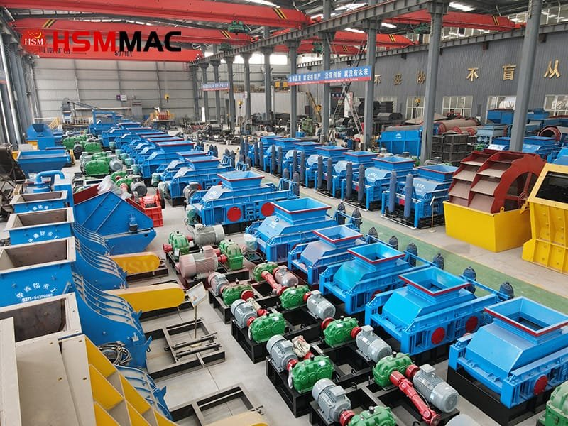 Huashengming Heavy Industry's Double-Roll Crusher Finished Products Workshop Huashengming Heavy Industry's Double-Roll Crusher Finished Products Workshop